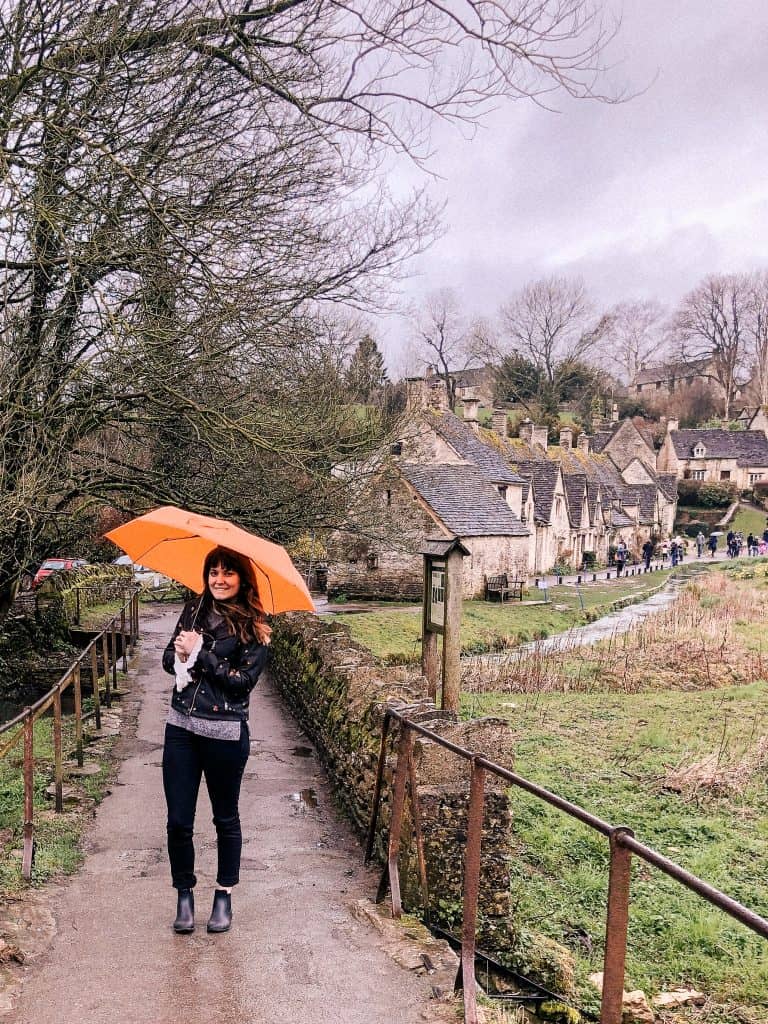 Arlington Row, Bibury, Cotswolds, Gloucestershire, UK, England, English Countryside, english charm, small cottages, iconic view, tiny homes, scenic country life, laurel wilson, dame traveler